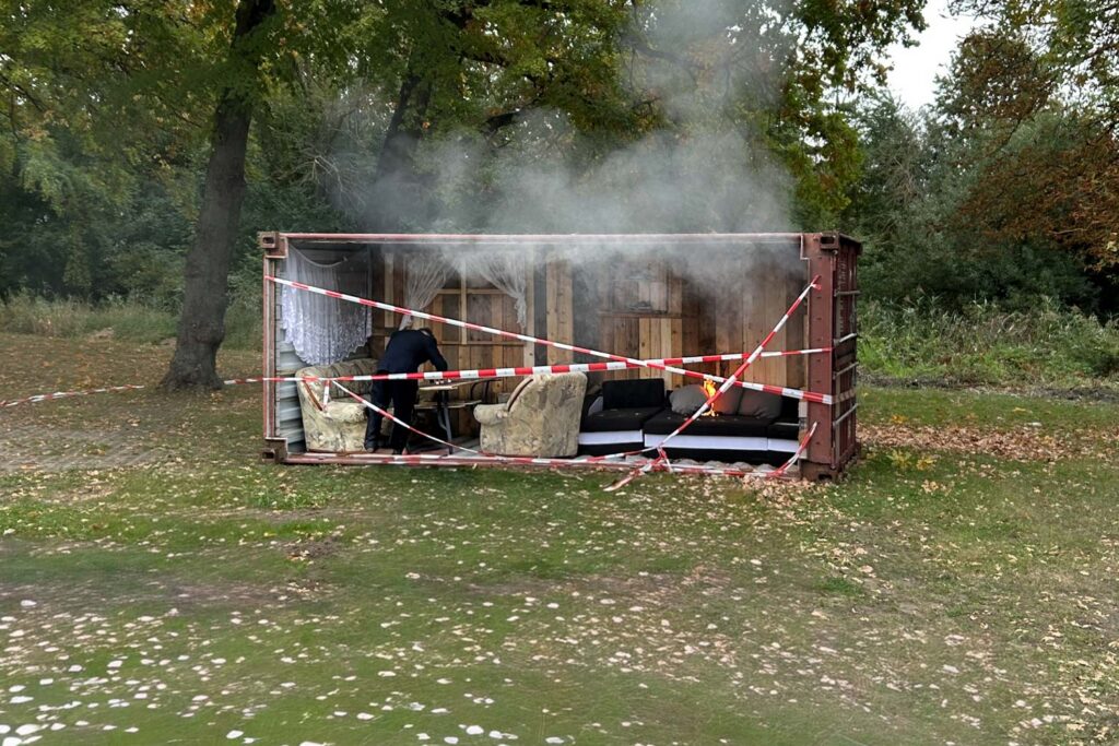 Rauchentwicklung bei der Brandvorführung im CONRO-Container