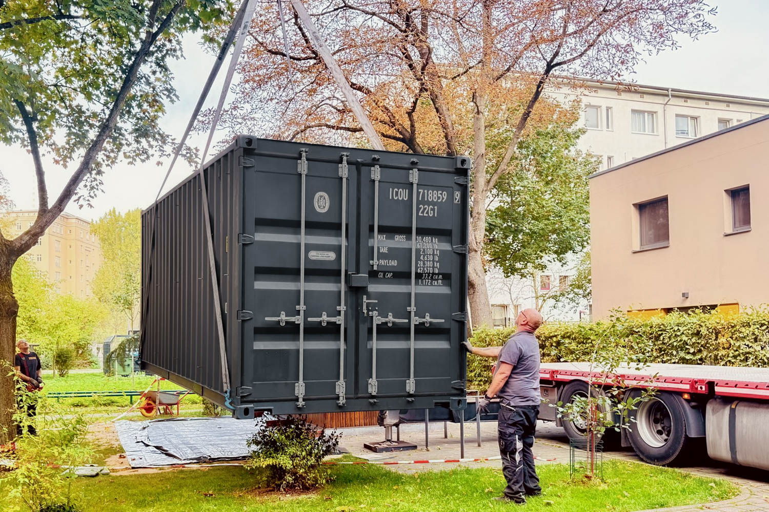 Aufstellung des Lagercontainers