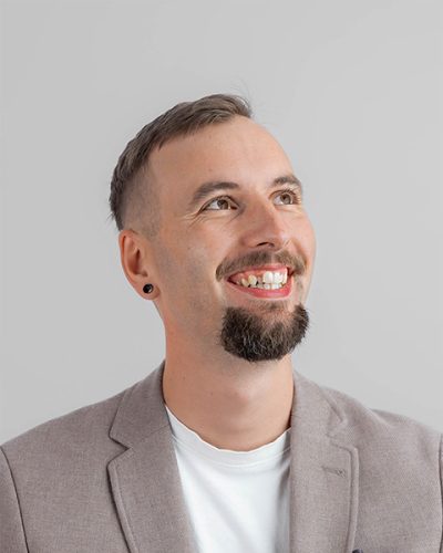 Simon Janek | Konstruktion Spezialcontainer & Projektmanagement